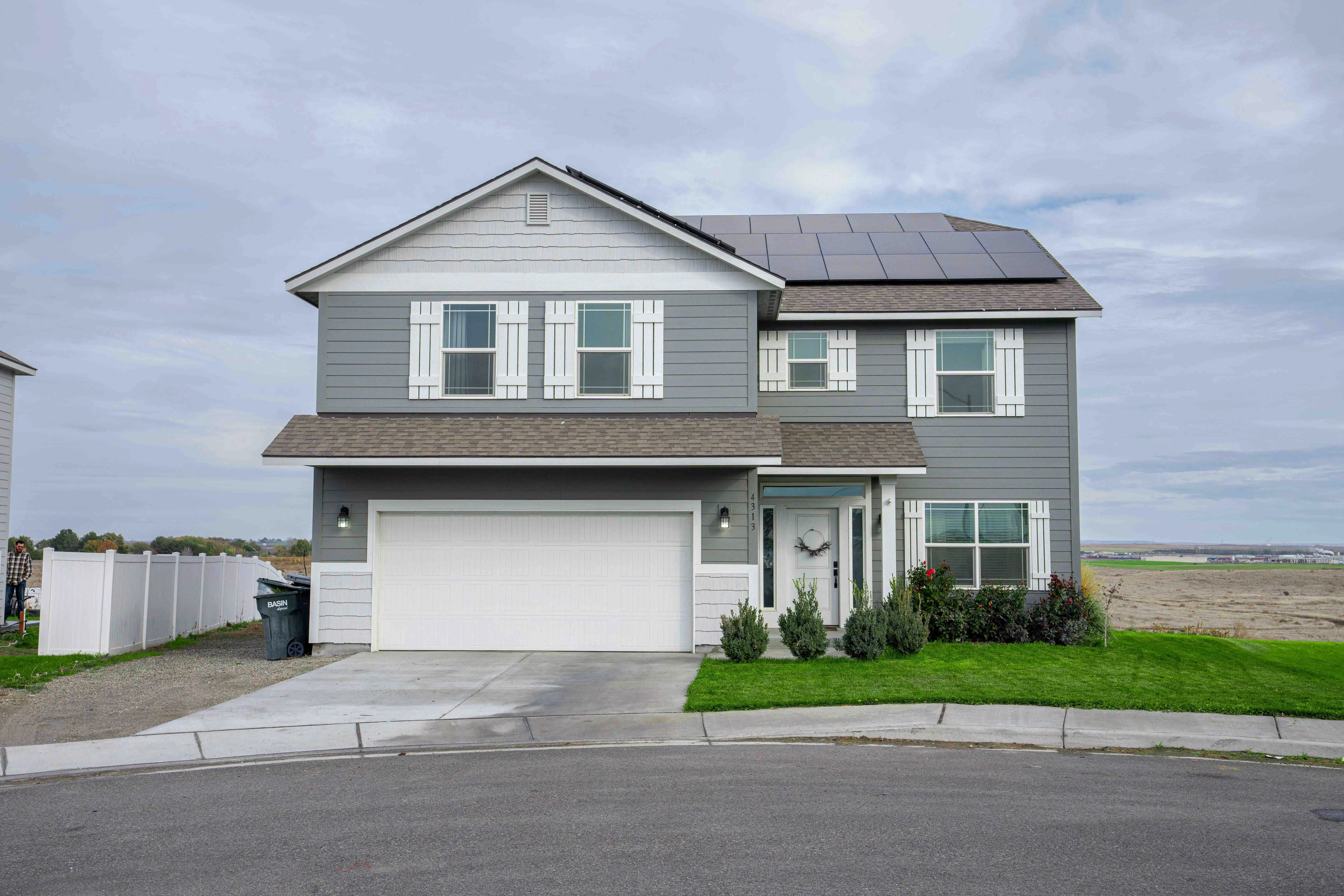 Professional real estate photography by Minic Media — interior and exterior property shots
