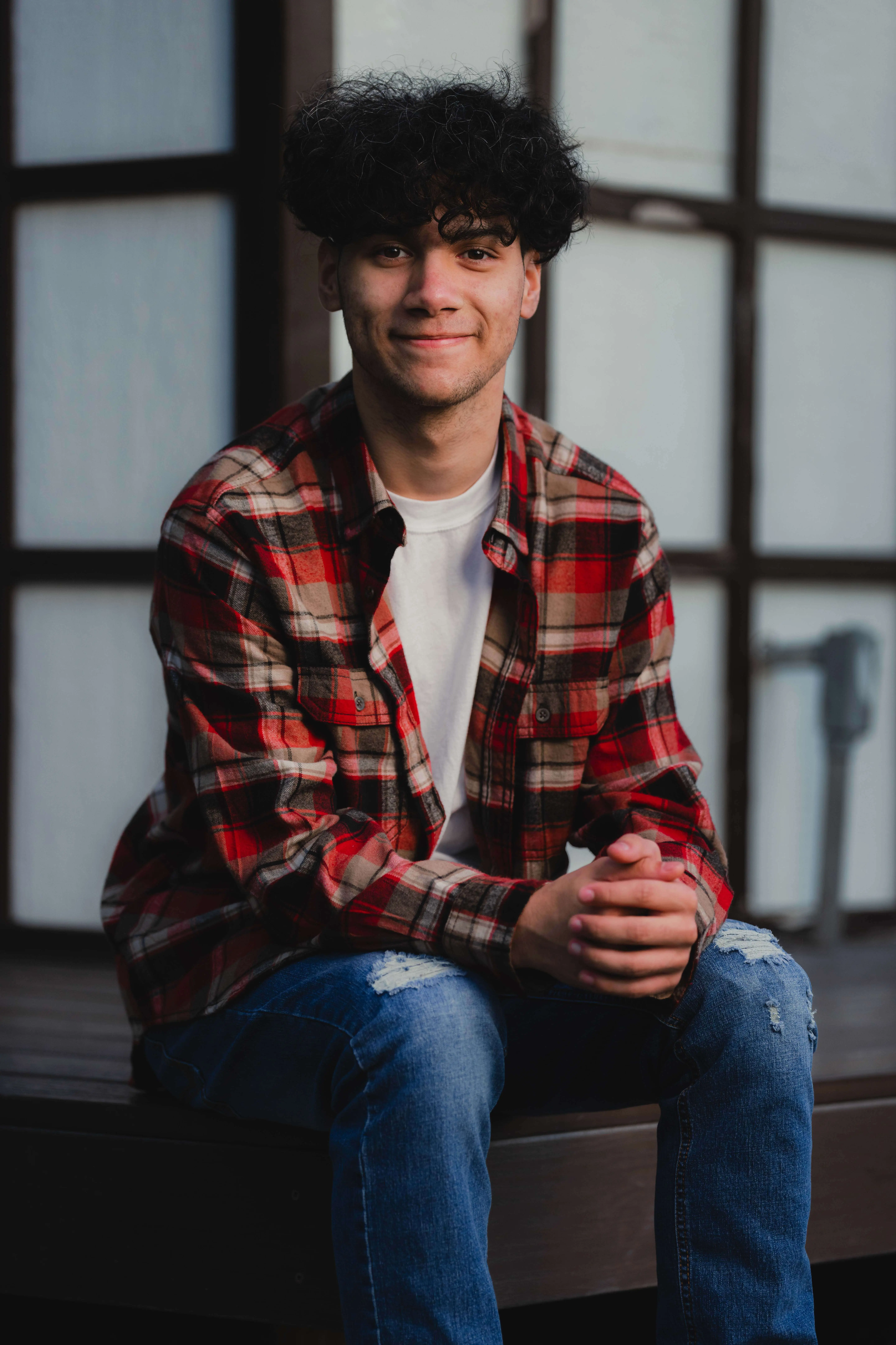 Senior portrait photography session by Minic Media in Washington